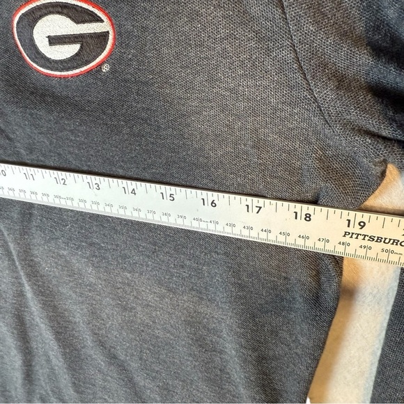 Vineyard Vines UGA Gray Long Sleeve Quarter Zip Top Women's Size Small - Picture 4 of 8